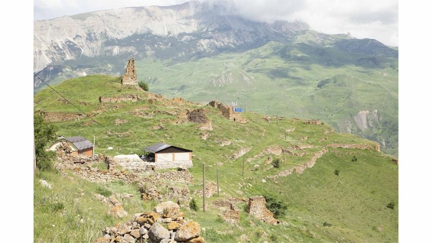 Архитектурный комплекс с. Донифарс