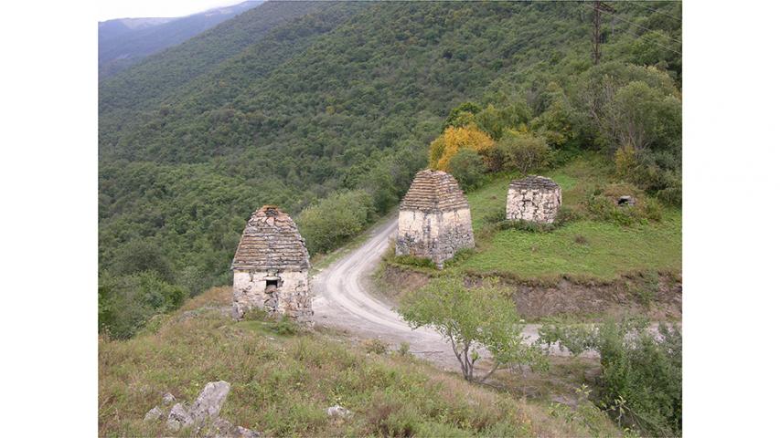 Склеповый некрополь, с. Холст