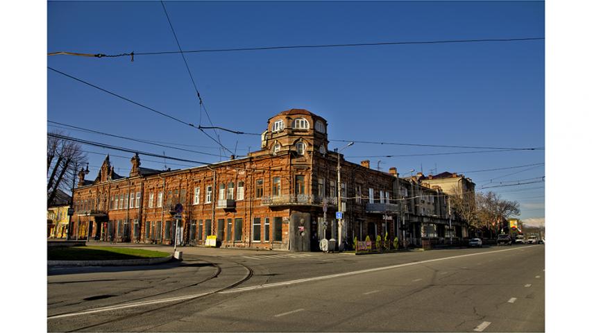 Гранд-Отель. Второе здание