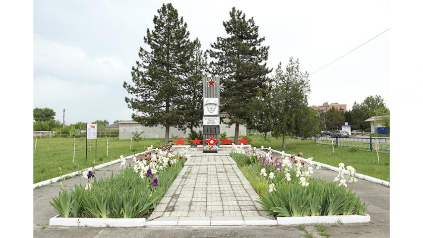 Братская могила, ст. Павлодольская